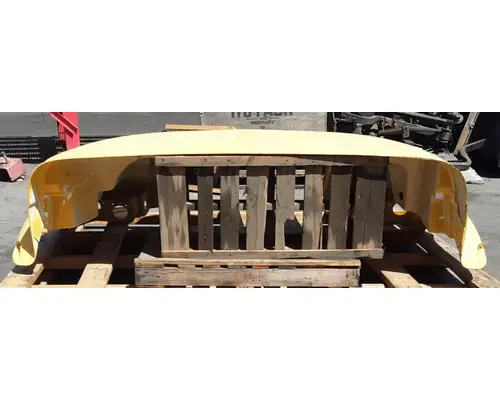 INTERNATIONAL 4300 Hood