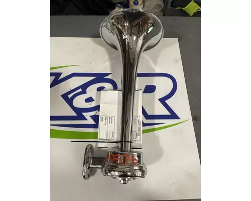 INTERNATIONAL 4300 Horn