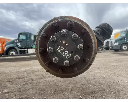INTERNATIONAL 4300 Hub