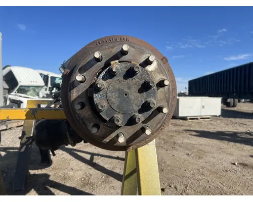 INTERNATIONAL 4300 Hub