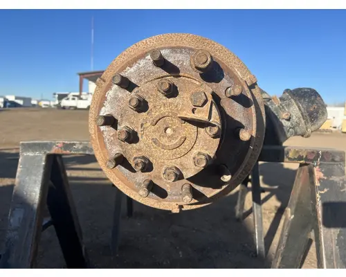 INTERNATIONAL 4300 Hub