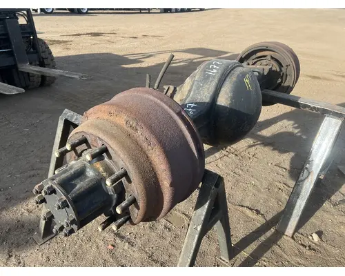 INTERNATIONAL 4300 Hub