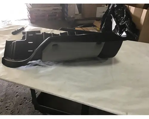 INTERNATIONAL 4300 Inner Fender