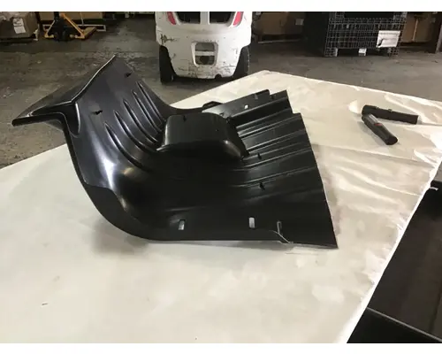 INTERNATIONAL 4300 Inner Fender