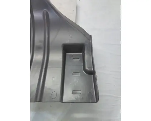 INTERNATIONAL 4300 Inner Fender