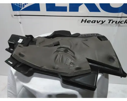 INTERNATIONAL 4300 Inner Fender