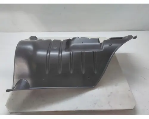 INTERNATIONAL 4300 Inner Fender