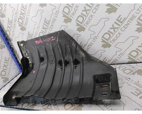 INTERNATIONAL 4300 Inner Fender