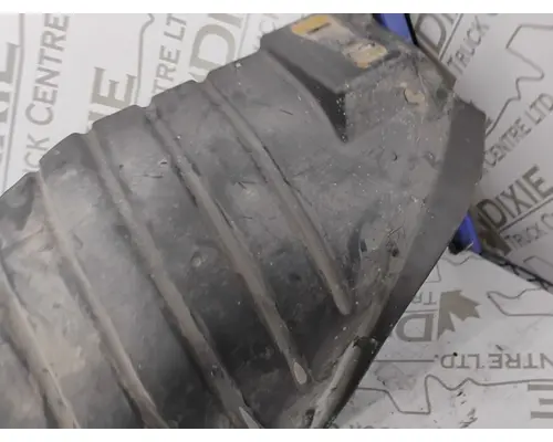 INTERNATIONAL 4300 Inner Fender