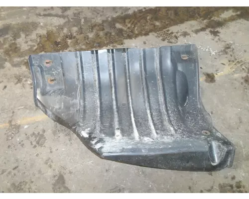 INTERNATIONAL 4300 Inner Fender