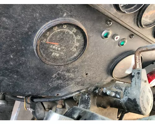 INTERNATIONAL 4300 Instrument Cluster
