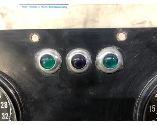 INTERNATIONAL 4300 Instrument Cluster