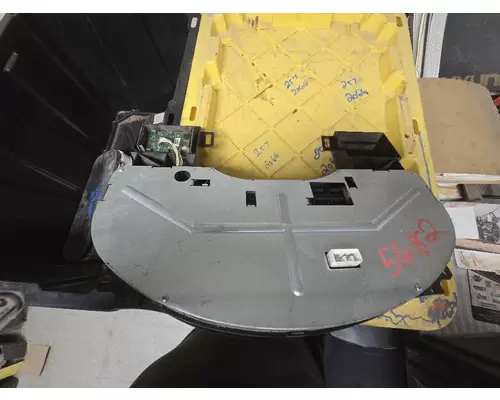 INTERNATIONAL 4300 Instrument Cluster