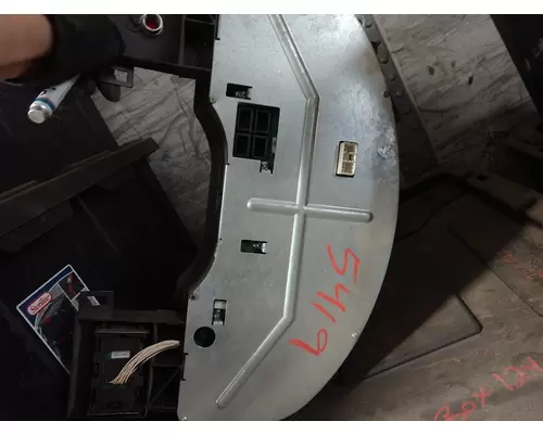 INTERNATIONAL 4300 Instrument Cluster