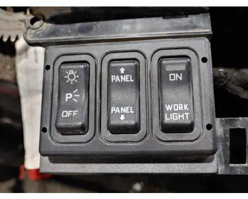 INTERNATIONAL 4300 Instrument Cluster