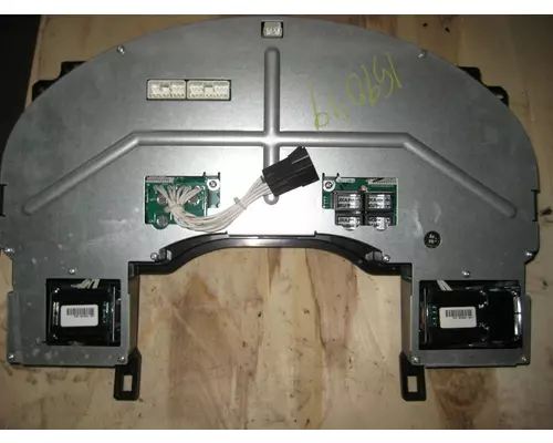 INTERNATIONAL 4300 Instrument Cluster