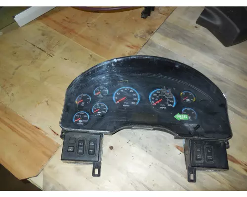 INTERNATIONAL 4300 Instrument Cluster