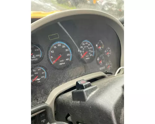 INTERNATIONAL 4300 Instrument Cluster