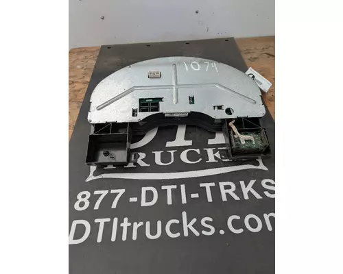INTERNATIONAL 4300 Instrument Cluster