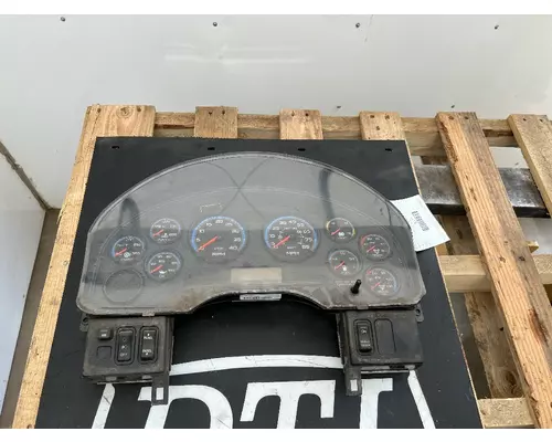 INTERNATIONAL 4300 Instrument Cluster