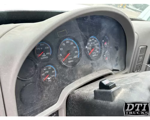 INTERNATIONAL 4300 Instrument Cluster