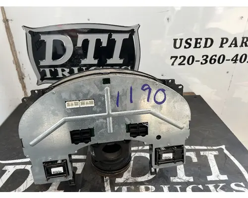 INTERNATIONAL 4300 Instrument Cluster