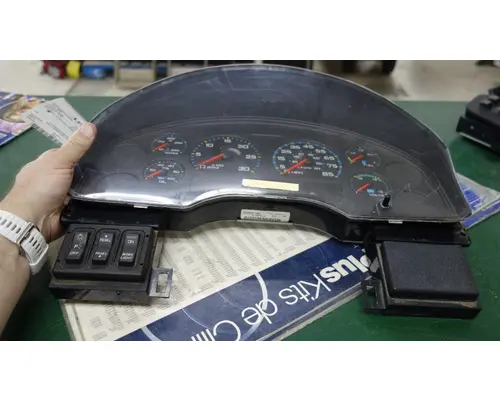 INTERNATIONAL 4300 Instrument Cluster