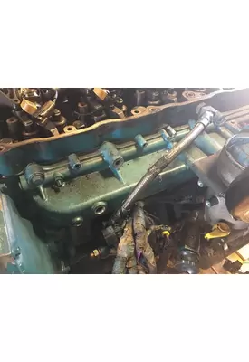 INTERNATIONAL 4300 Intake Manifold