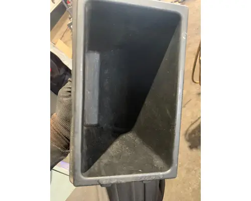 INTERNATIONAL 4300 Interior Parts, Misc.