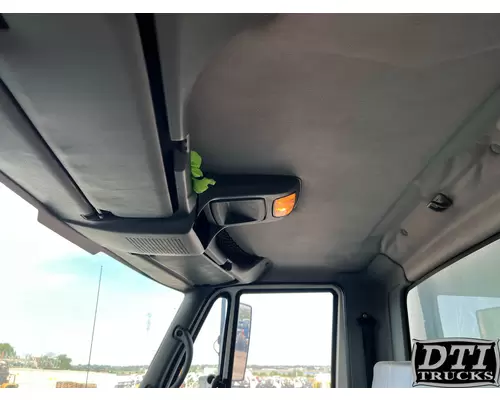 INTERNATIONAL 4300 Interior Sun Visor