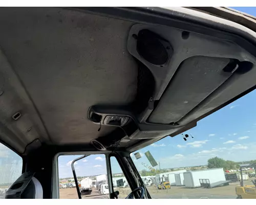 INTERNATIONAL 4300 Interior Sun Visor