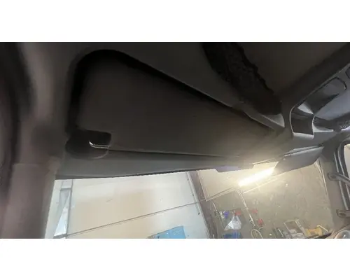 INTERNATIONAL 4300 Interior Sun Visor