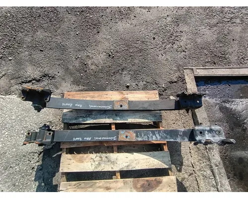 INTERNATIONAL 4300 Leaf Spring, Front