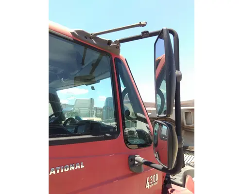 INTERNATIONAL 4300 MIRROR ASSEMBLY CABDOOR