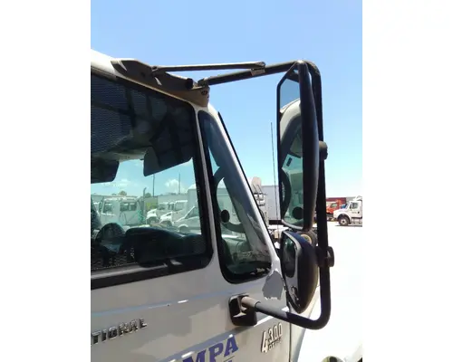 INTERNATIONAL 4300 MIRROR ASSEMBLY CABDOOR