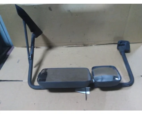 INTERNATIONAL 4300 MIRROR ASSEMBLY CABDOOR