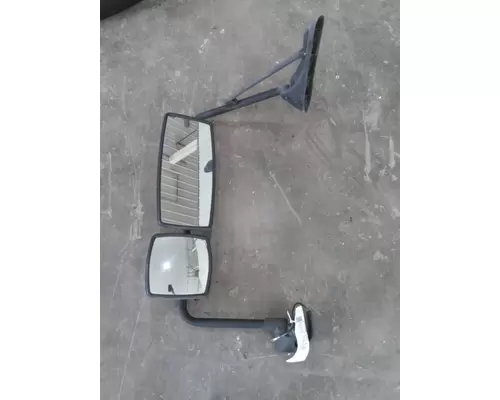 INTERNATIONAL 4300 MIRROR ASSEMBLY CABDOOR