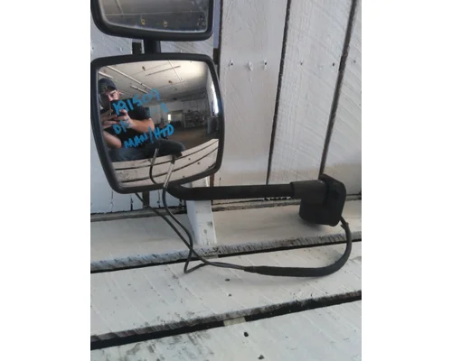 INTERNATIONAL 4300 MIRROR ASSEMBLY CABDOOR