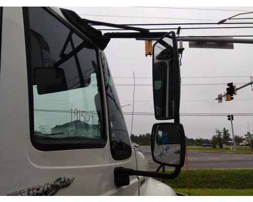 INTERNATIONAL 4300 MIRROR ASSEMBLY CABDOOR
