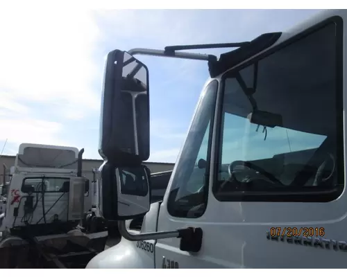 INTERNATIONAL 4300 MIRROR ASSEMBLY CABDOOR