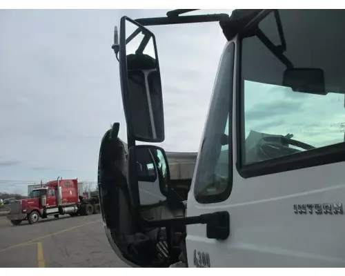 INTERNATIONAL 4300 MIRROR ASSEMBLY CABDOOR