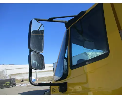 INTERNATIONAL 4300 MIRROR ASSEMBLY CABDOOR