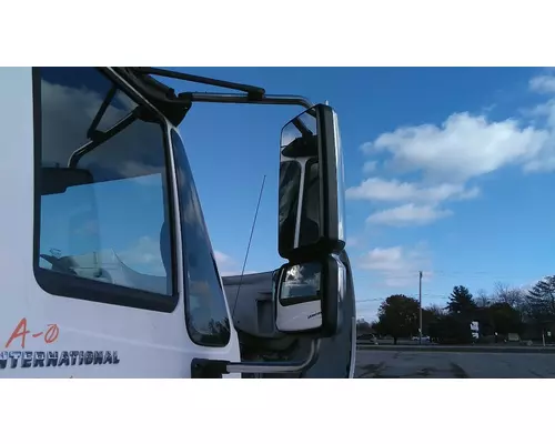 INTERNATIONAL 4300 MIRROR ASSEMBLY CABDOOR