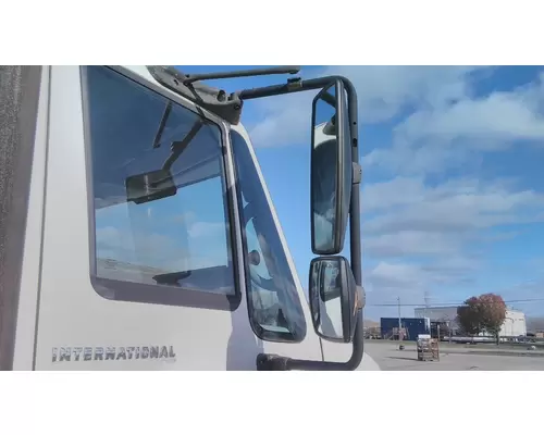 INTERNATIONAL 4300 MIRROR ASSEMBLY CABDOOR