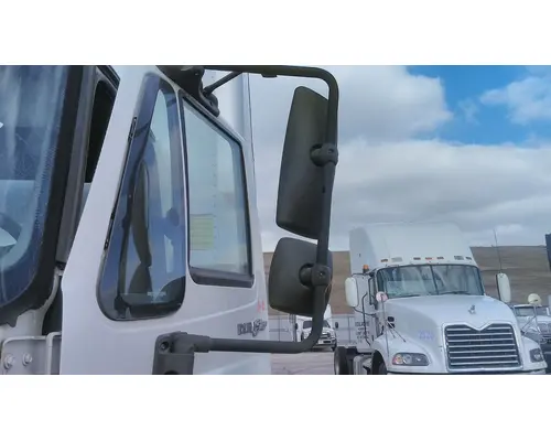 INTERNATIONAL 4300 MIRROR ASSEMBLY CABDOOR