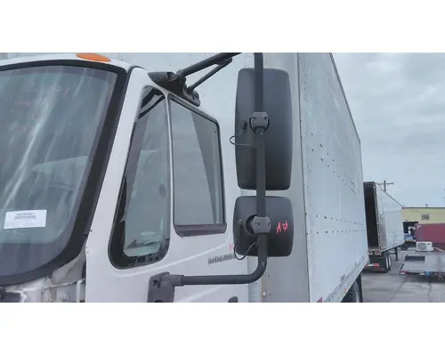 INTERNATIONAL 4300 MIRROR ASSEMBLY CABDOOR