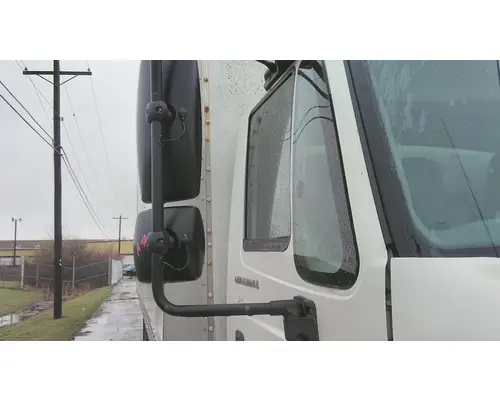 INTERNATIONAL 4300 MIRROR ASSEMBLY CABDOOR