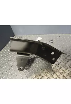 INTERNATIONAL 4300 MOUNTS, CAB