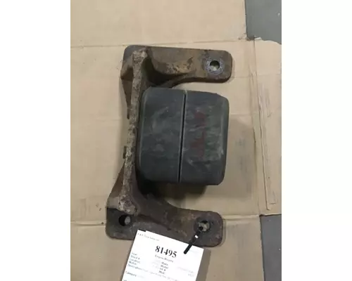 INTERNATIONAL 4300 MOUNTS, ENGINE