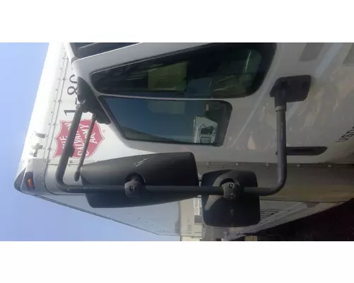 INTERNATIONAL 4300 Mirror (Side View)